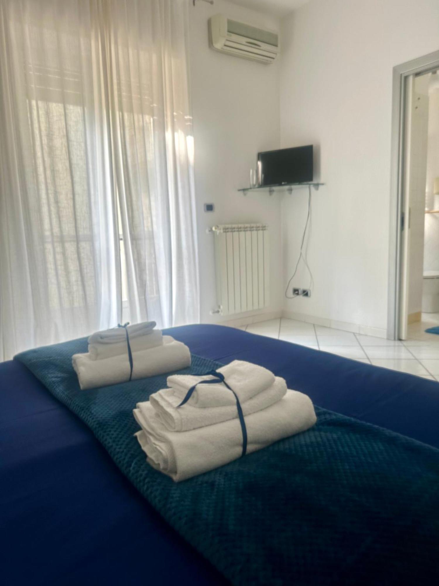 Suite 84 Holiday Home Salerno Buitenkant foto