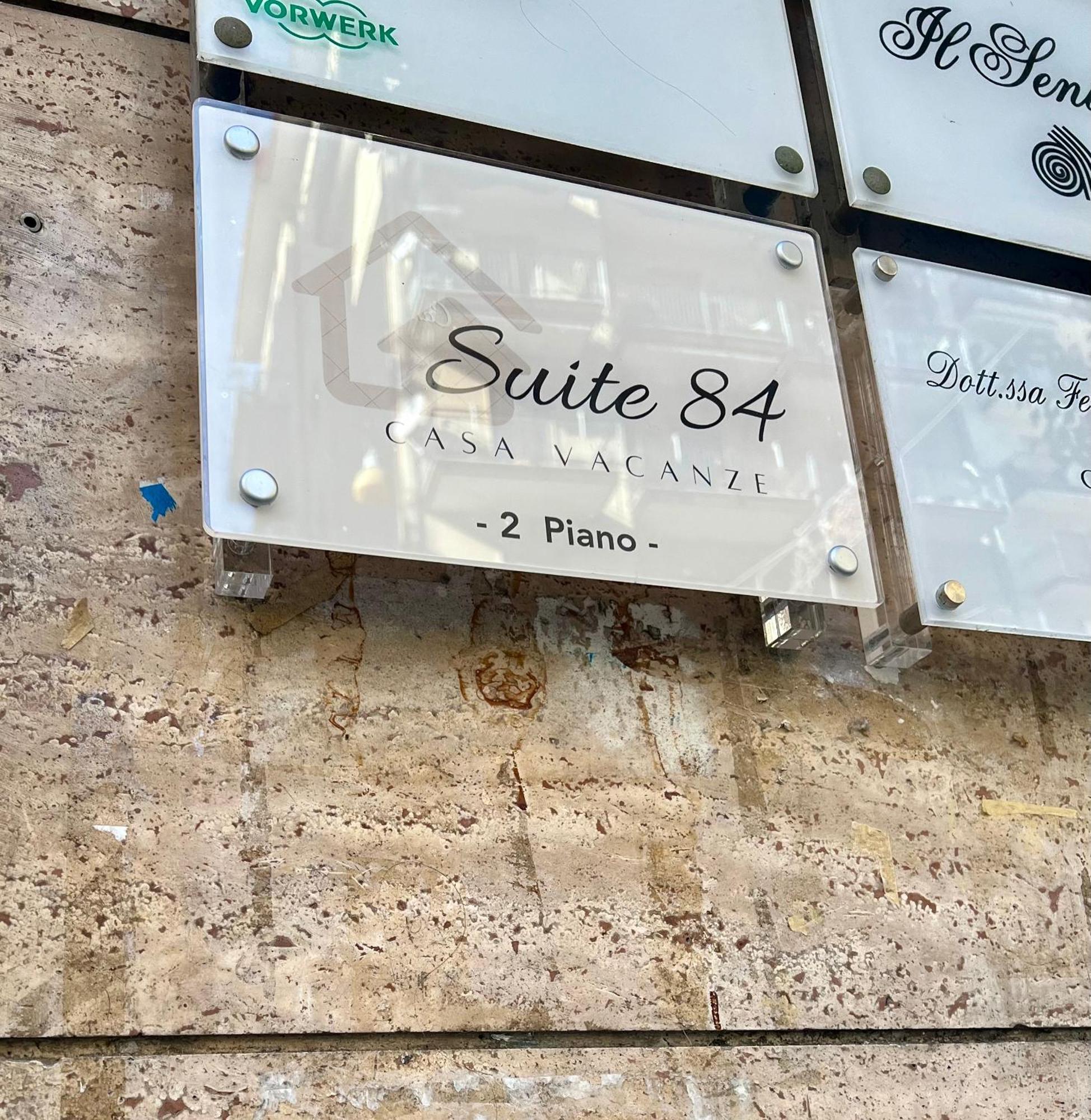 Suite 84 Holiday Home Salerno Buitenkant foto
