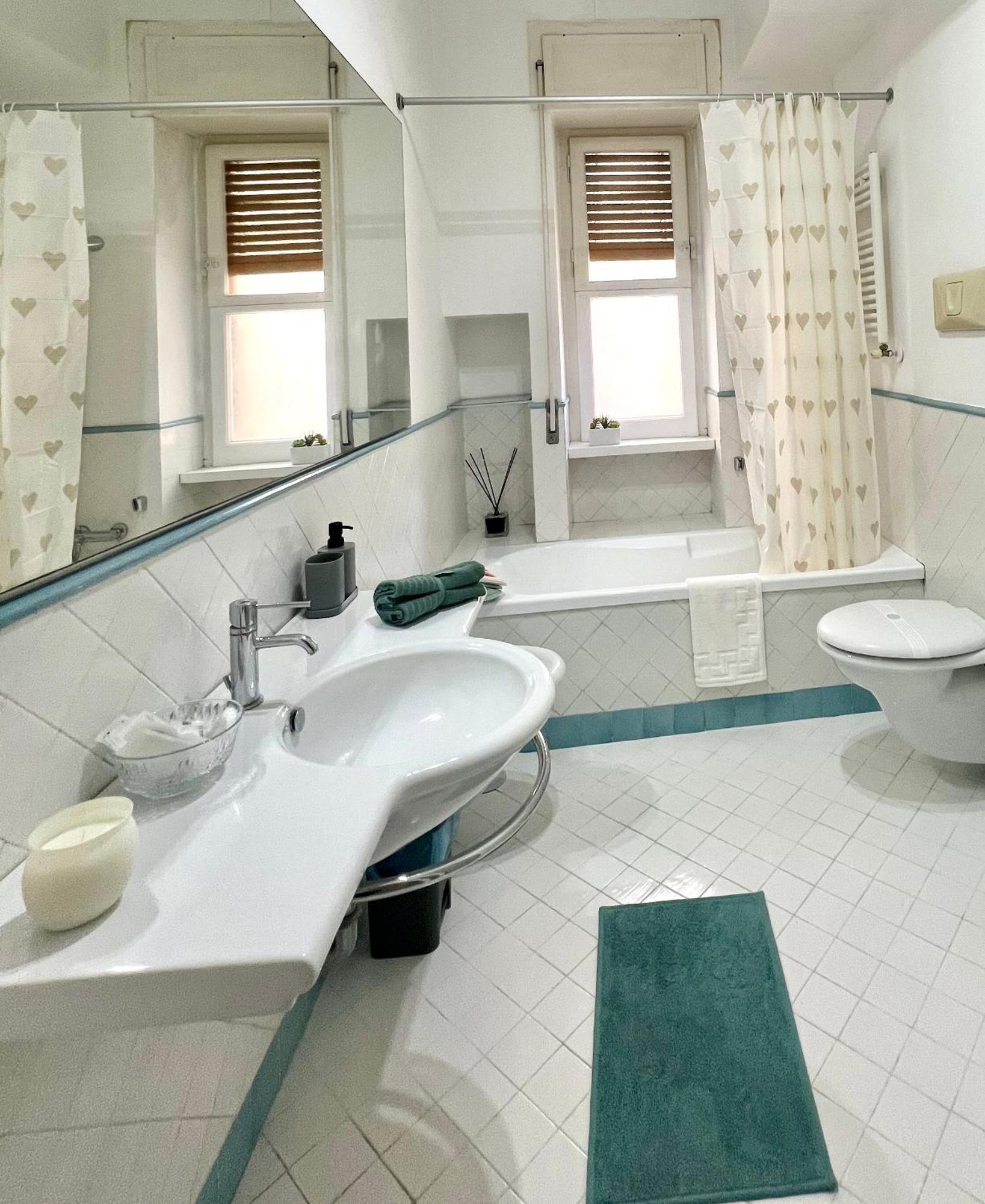 Suite 84 Holiday Home Salerno Buitenkant foto
